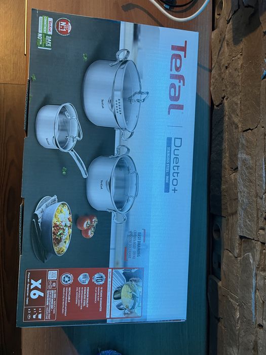 Комплект съдове от неръждаема стомана