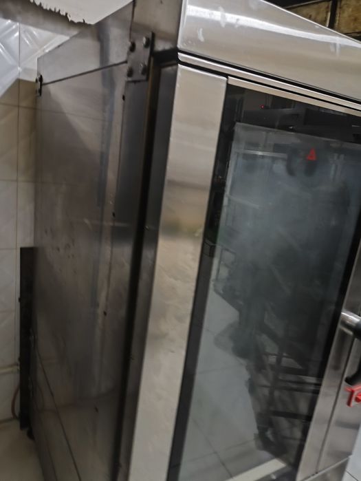 Konveksiyoni pech 10 ta lis . Sotiladi