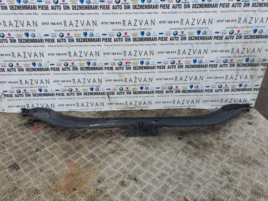 Traversa capota Jeep Grand Cherokee livram oriunde