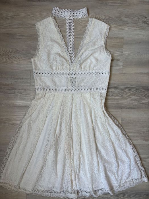 Официана рокля на Guess