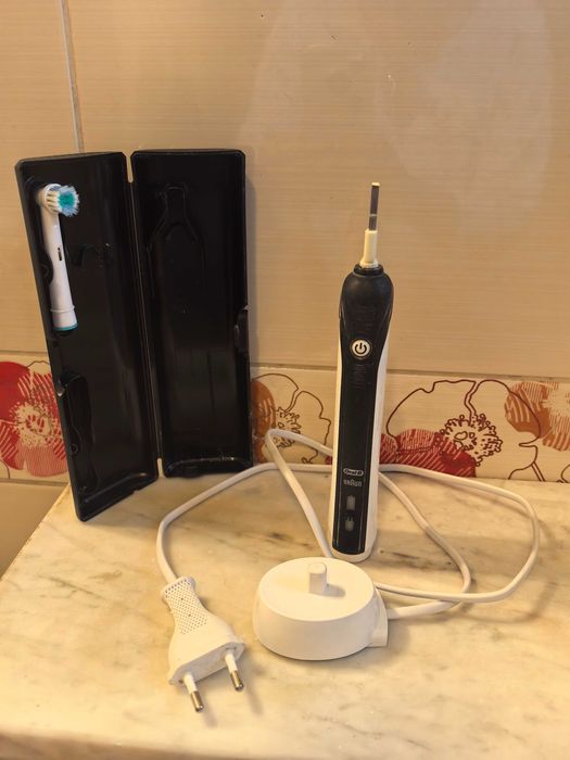 Periuța electrica Oral B 1