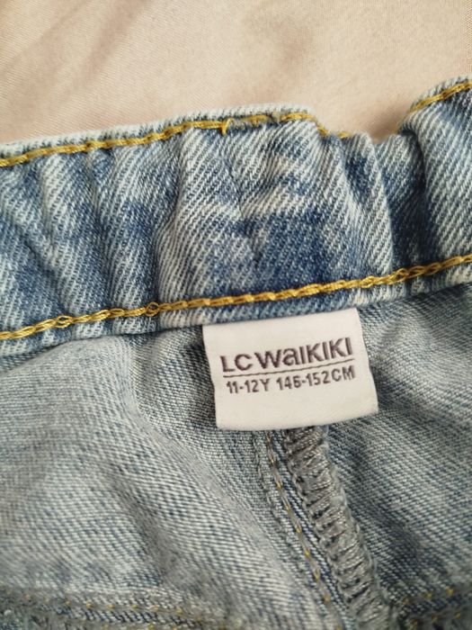 Широки светли дънки LC Waikiki за момиче