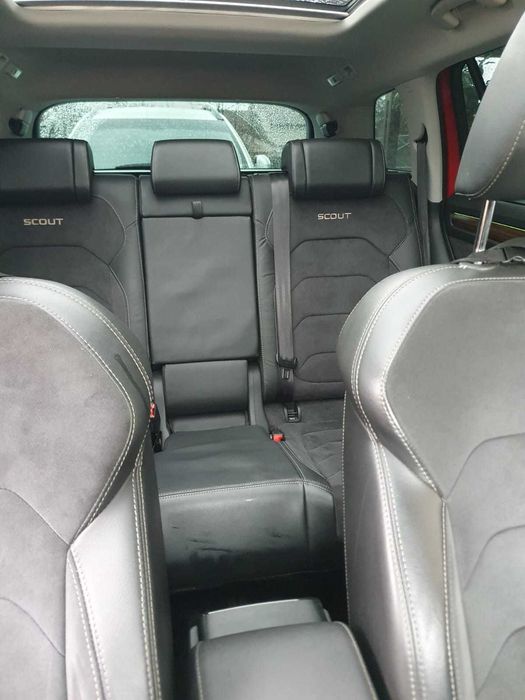 SKODA KODIAQ SCOUT 2019 2.0 TDI 4x4 7 locuri Roșu Metalizat