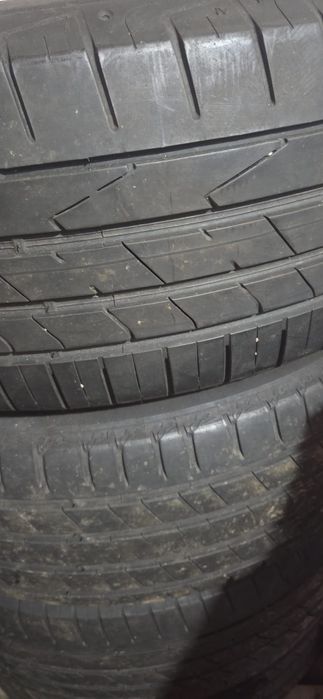 Anvelope cu jante pe 16/17 inch