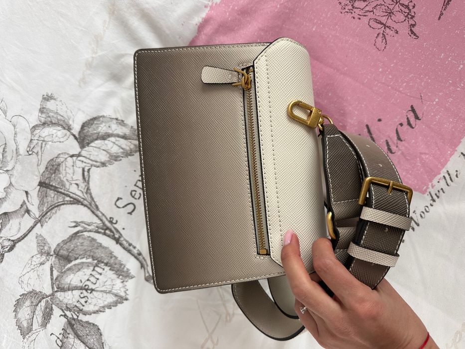 Чанта Guess нова