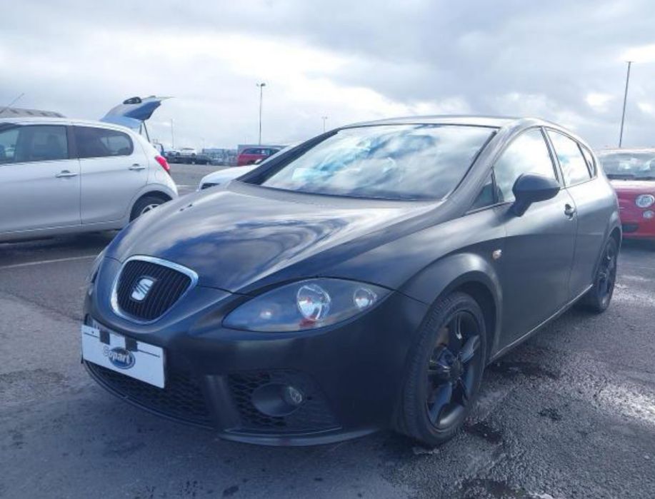 Seat leon fr  На части