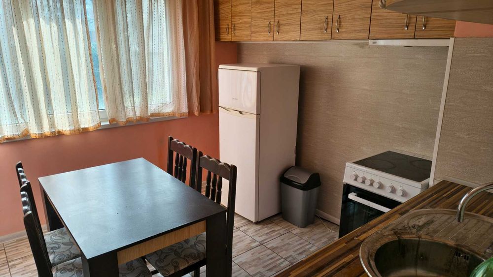 Дава под Наем 3-СТАЕН, град Шумен, Център
