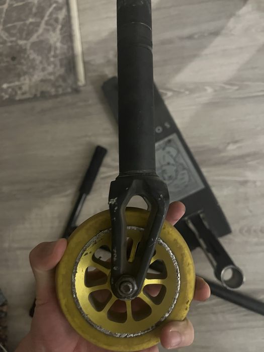 Продаю трюковой самокат