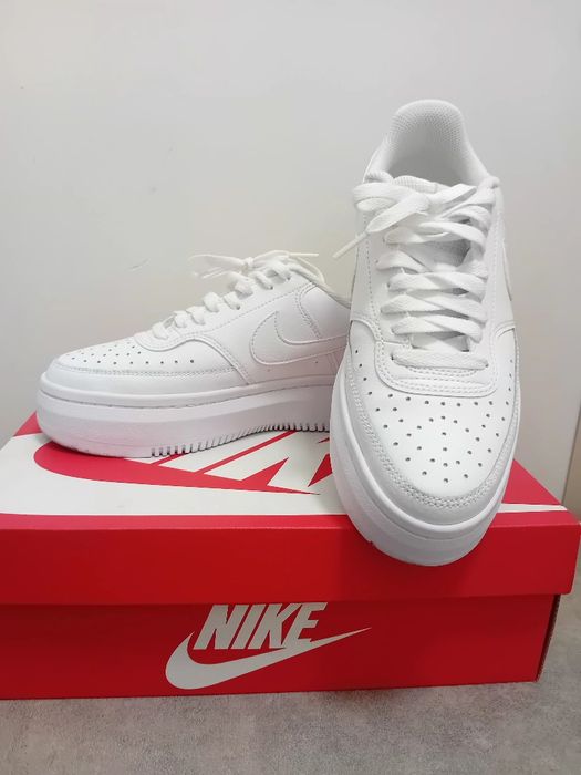 Adidadi Nike noi
