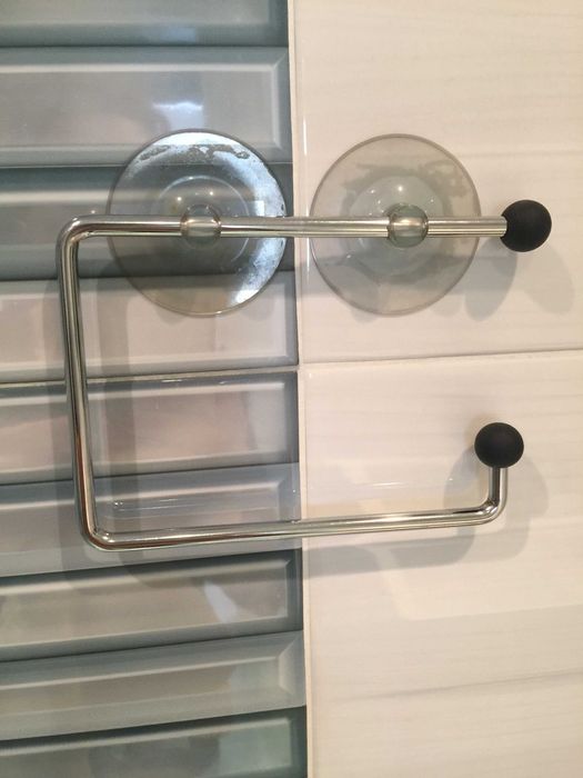 Аксесоари за баня - различни детайли със и без монтаж