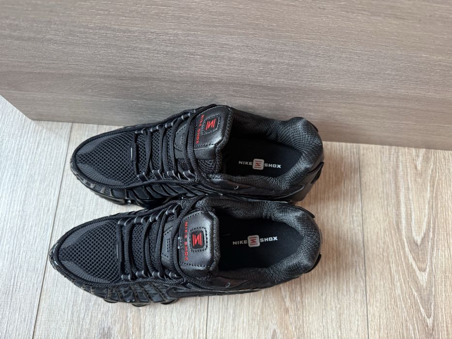 Nike Air Max Shox TL