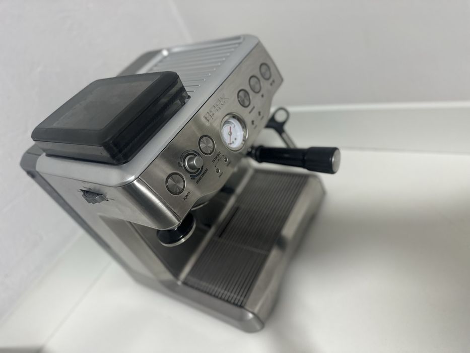 Кофеварка Bork c801