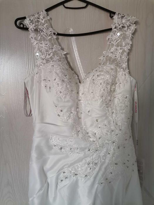 Уникална сватбена рокля р-р 40(М-Л)