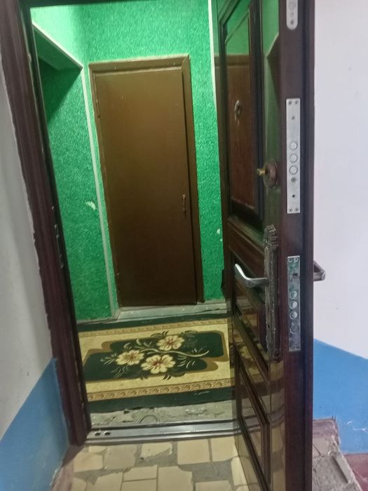 Дом 2 хонали 4 етаж кашкадарё грес Нуристон шахарчасы