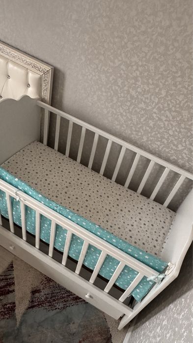 Детский манеж с матрасом