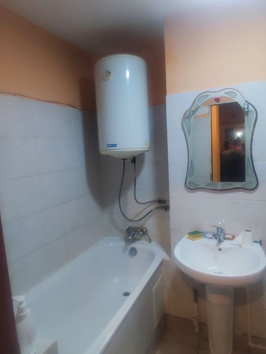 vind garsoneră 30 mp