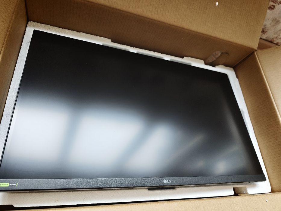 Игровой монитор 27" Full hd 180 hz LG UltraGear 27GS60F-B