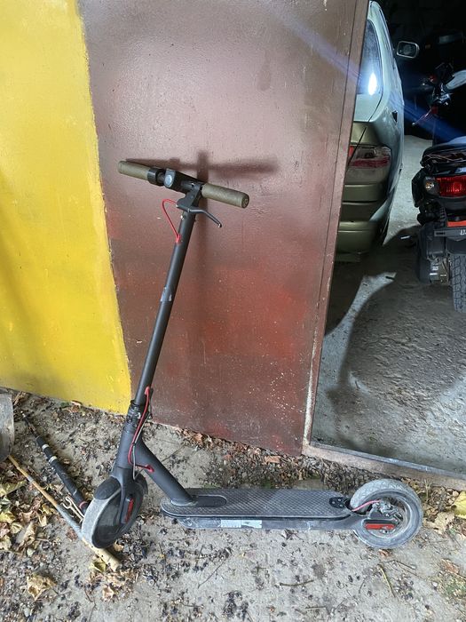 Продам электросамокат