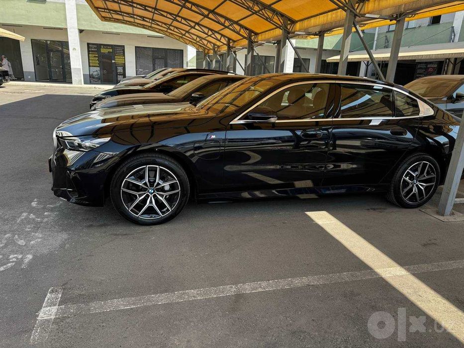 BMW i5 35L Full 340 ot kuchi 2025 yil