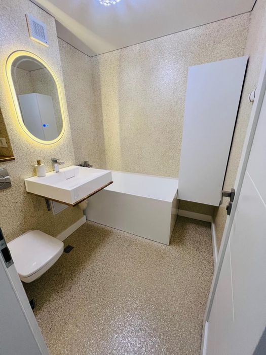 Apartament cu 3 camere de vanzare