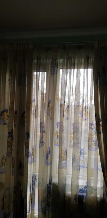 детска стая с легла и бюро