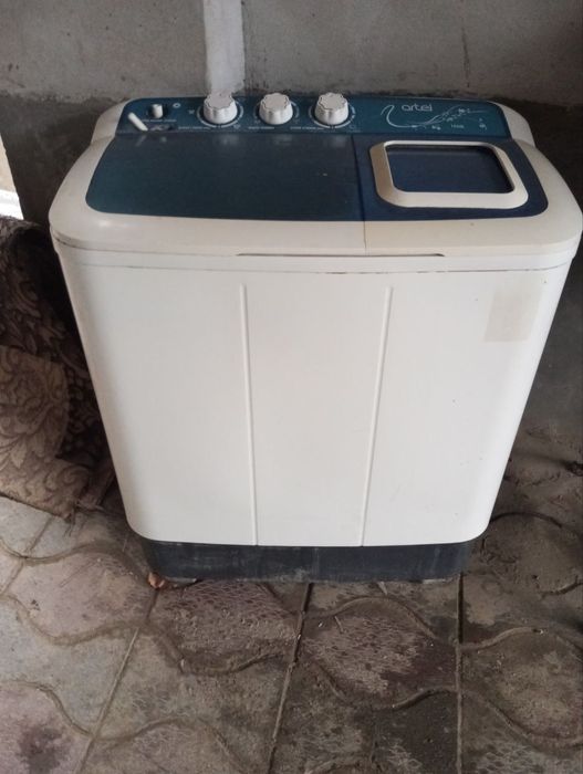 Stiralniy mashina va gaz plita.