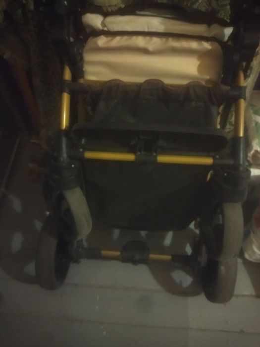 Продам коляску комплект