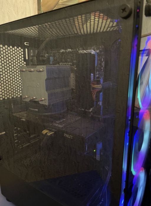 Геймърски компютър RGB / GTX 660 Ti