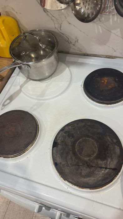 Продам плиту электрическую