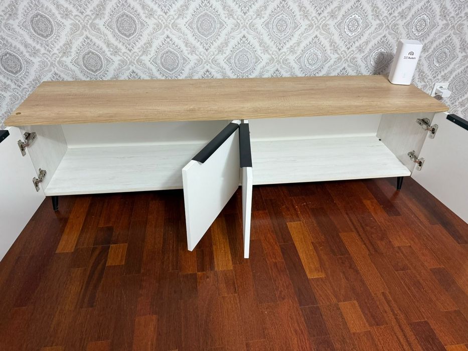 Тумба под телевизор