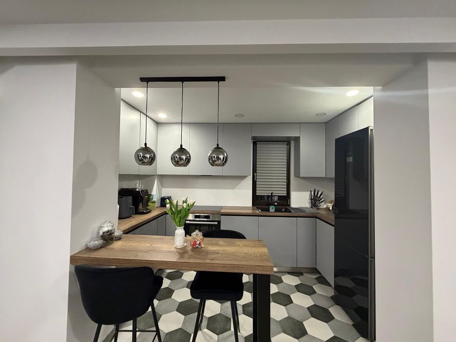 Apartament 3 camere bloc nou loc parcare inclus