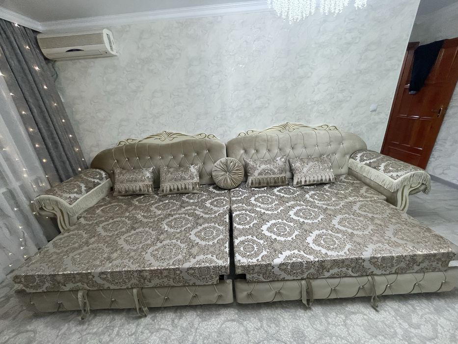 Продам срочно диван 4м