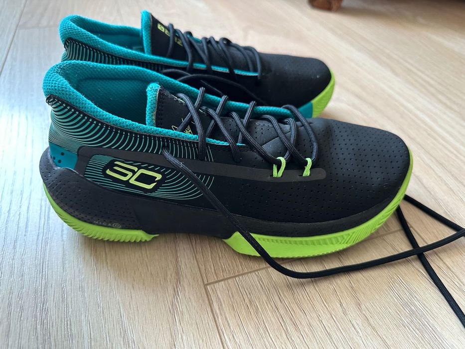 Продавам Чисто нови маратонки Under Armour