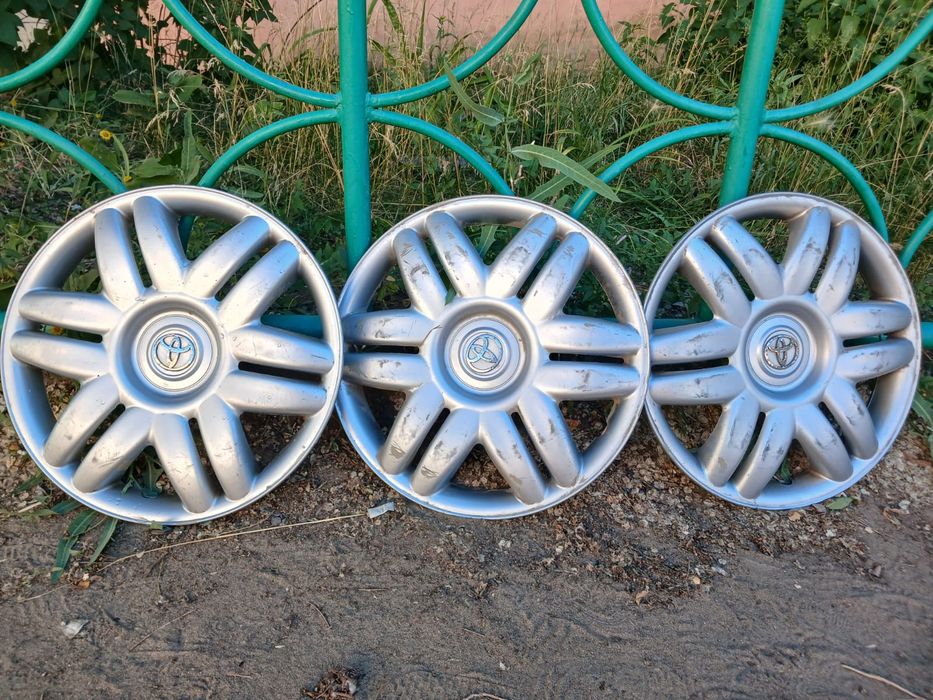 Диски на toyota  оригинал