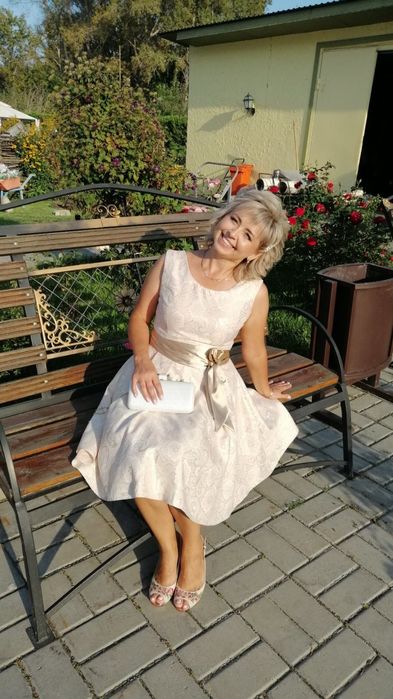 Продаётся платье  вечернее