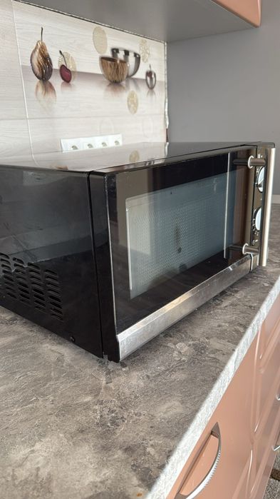 Cuptor microunde cu gril 800w Switch on