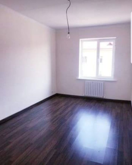 Продается 3/5/5 Новостройка Метро Ташкент 2-км Срочно!!!