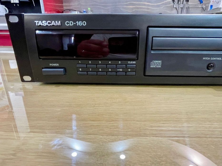 Vand CD  Tascam CD-60