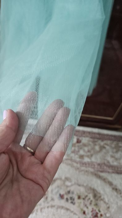 Продам нарядное вечернее платье