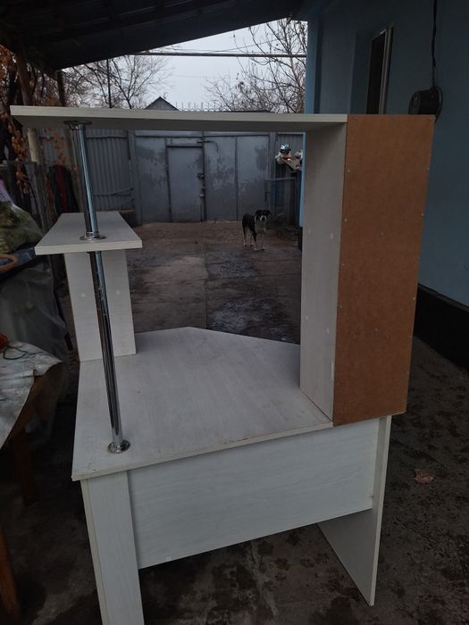 Стол угловой компьютерный