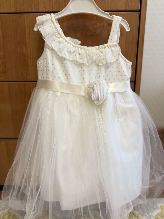 Продам платье на девочку