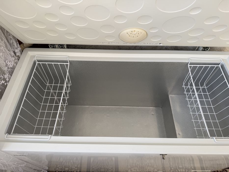 Морозилка 469 литров. Срочно!!!