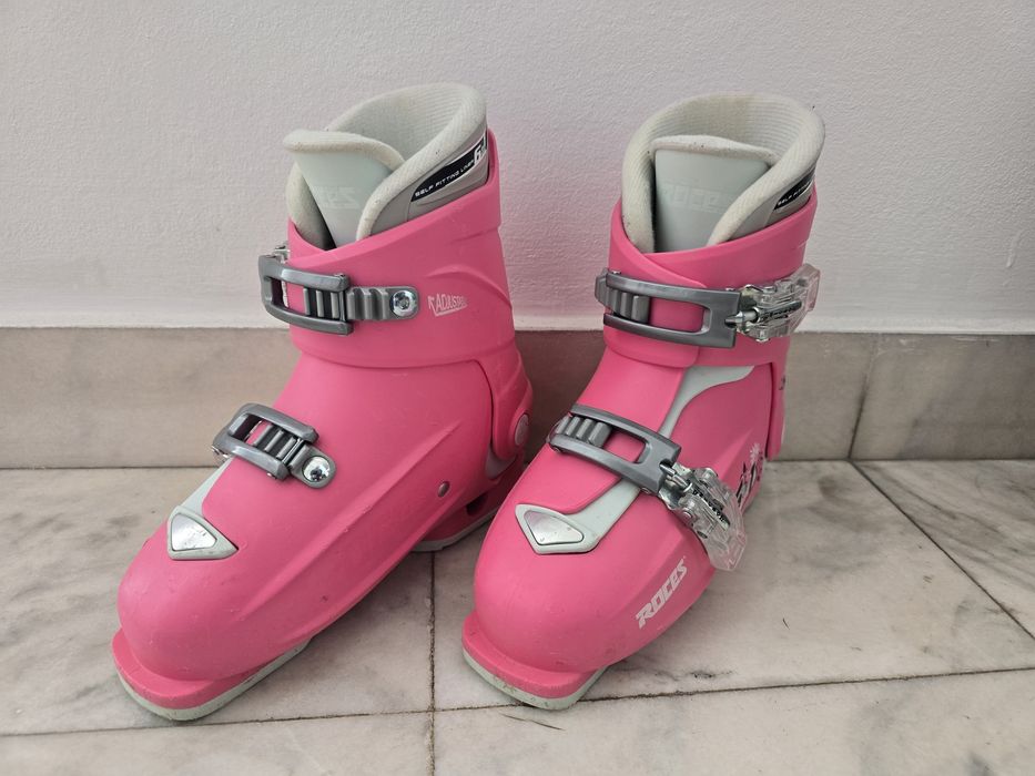 Clapari copii ROCES mărime reglabila 19-22 mp (30-35 eur)