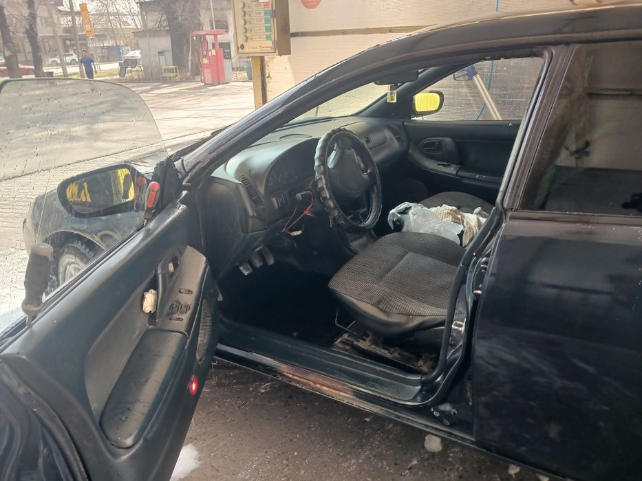 Мазда 323 ва ...