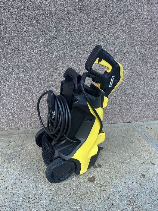Aparat de spalat cu presiune karcher K4