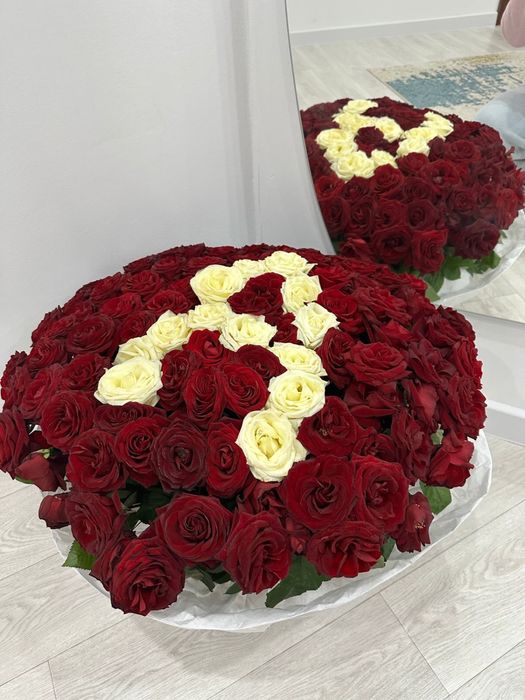 букет 101 роза Буква А
