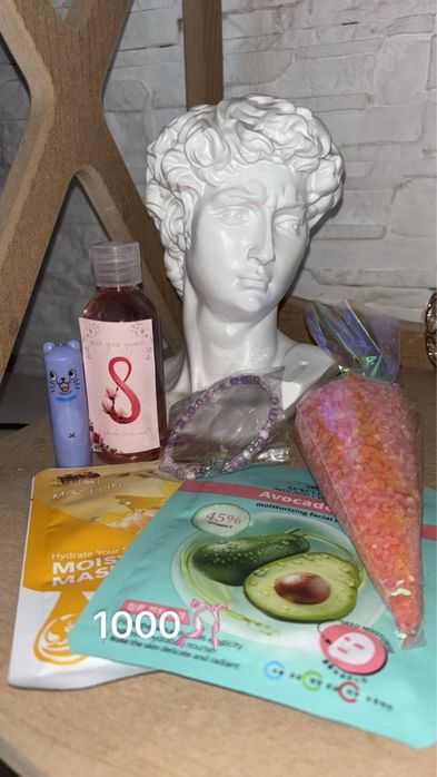 подарки на 8 марта