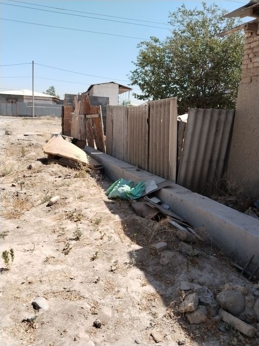 Продам 11 соток земли. БИНАКОР.