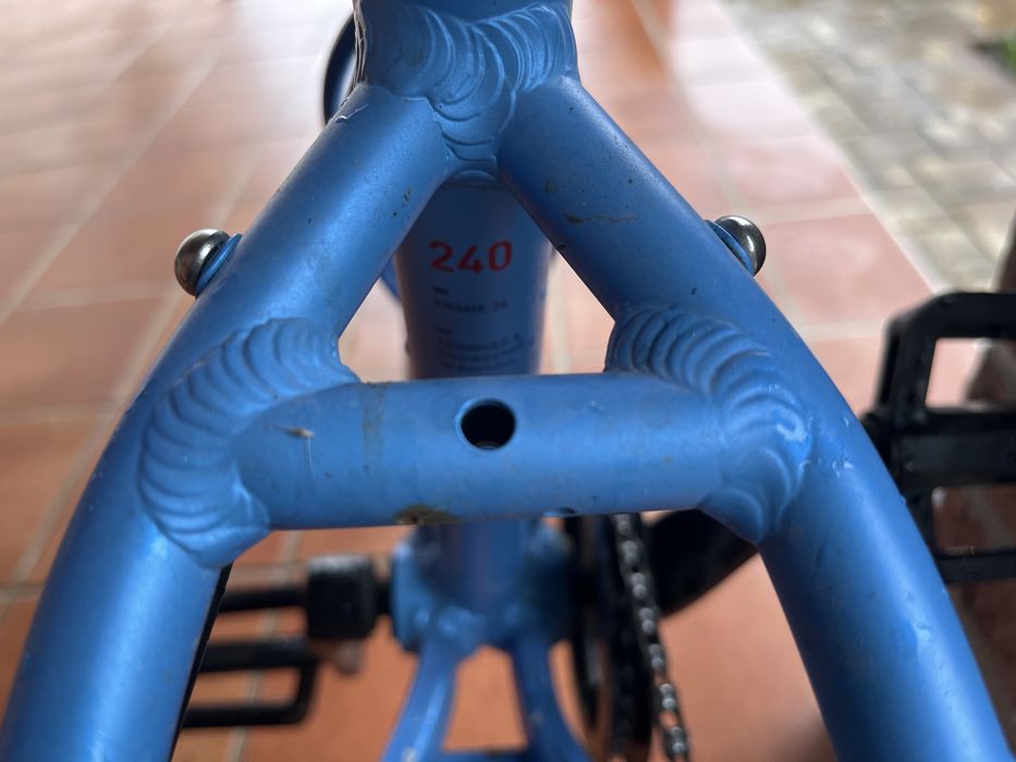 Cube AcidRace 240 frane pe disc