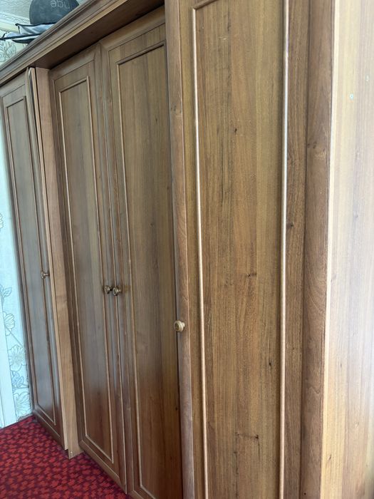 Шкаф для одежды .